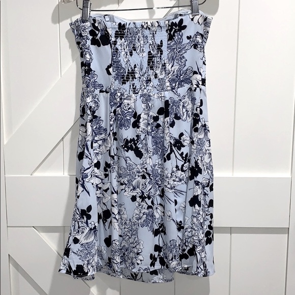 Express Strapless Dress Size 4 - Picture 4 of 7